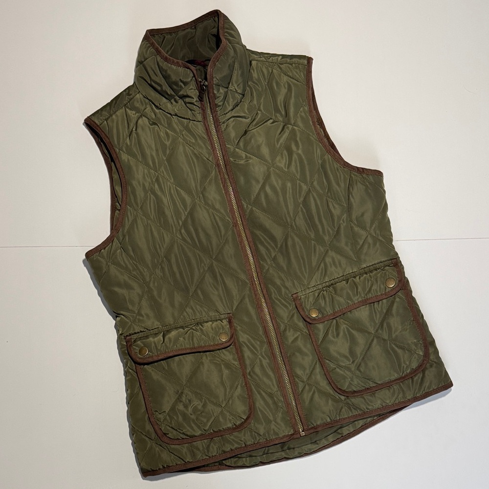 G.H. Bass & Co. Olive Vest with Brown Accents